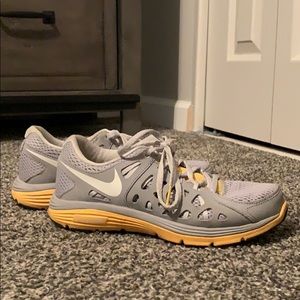 Nike Livestrong Sneaker